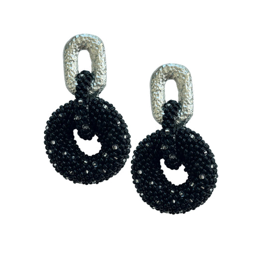 Linked Donuts Earrings Black with silver spots (Silver)