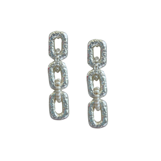 Connected Mini Link Beaded Earrings Silver & Pearl (SIlver)